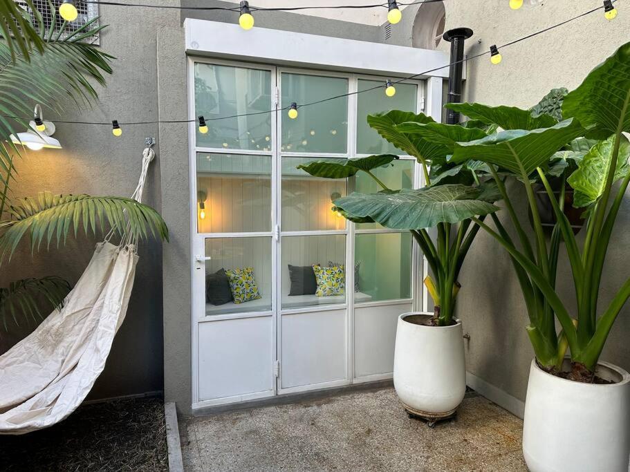 Encantador apartamento con patio