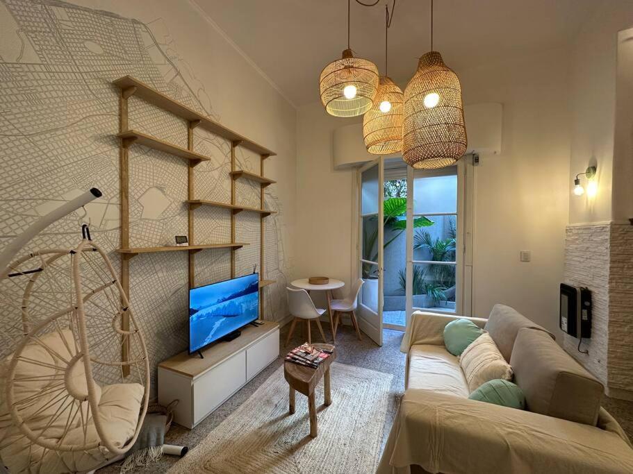 Encantador apartamento con patio