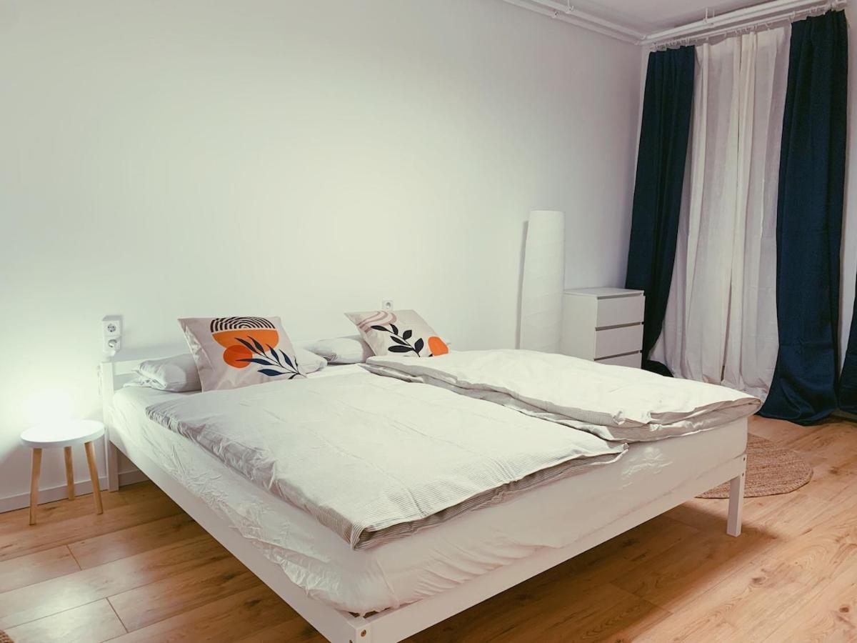 Welcoming Generous Apartment in Berlin-Kreuzberg