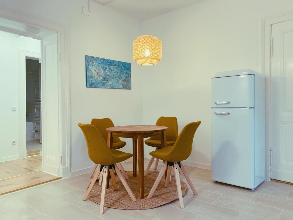 Welcoming Generous Apartment in Berlin-Kreuzberg
