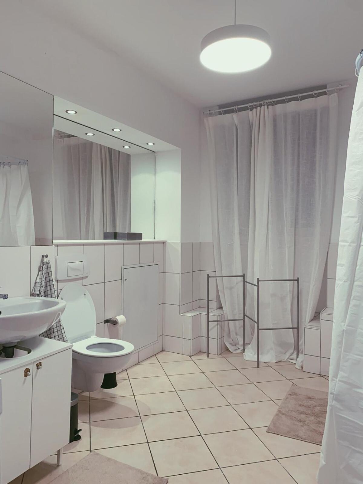Welcoming Generous Apartment in Berlin-Kreuzberg