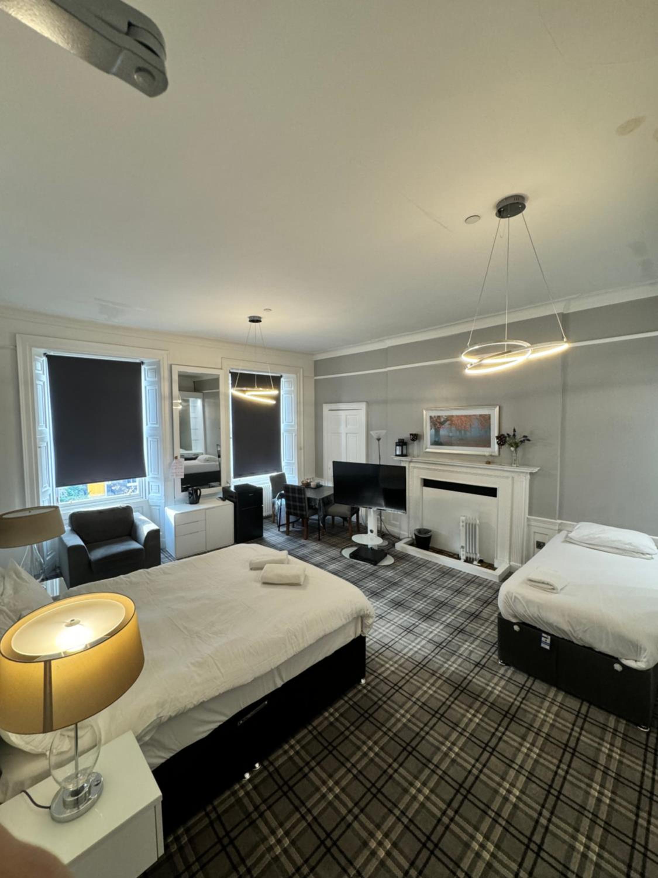 Family Room With Private bathroom in the heart of Edinburgh photo 2
