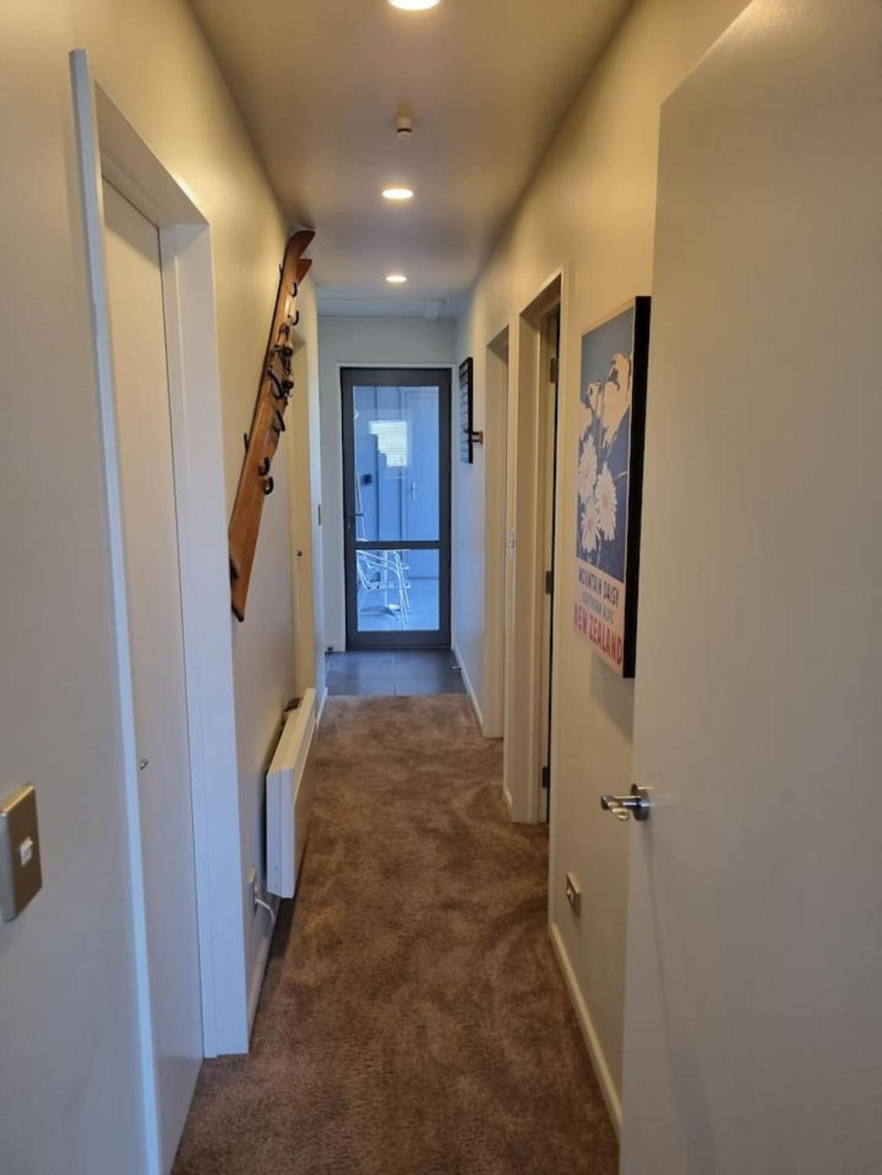 Amazing Location Central 2 bedroom Unit