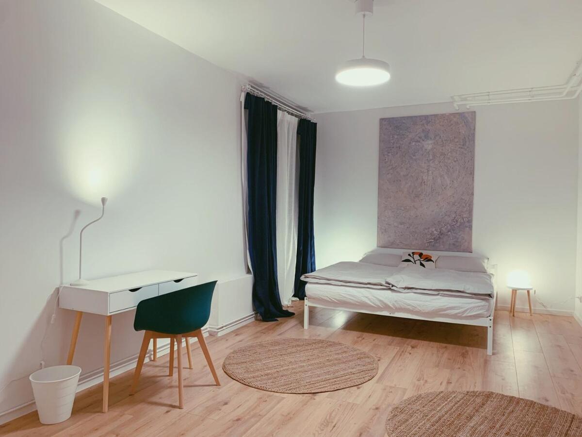 Welcoming Generous Apartment in Berlin-Kreuzberg