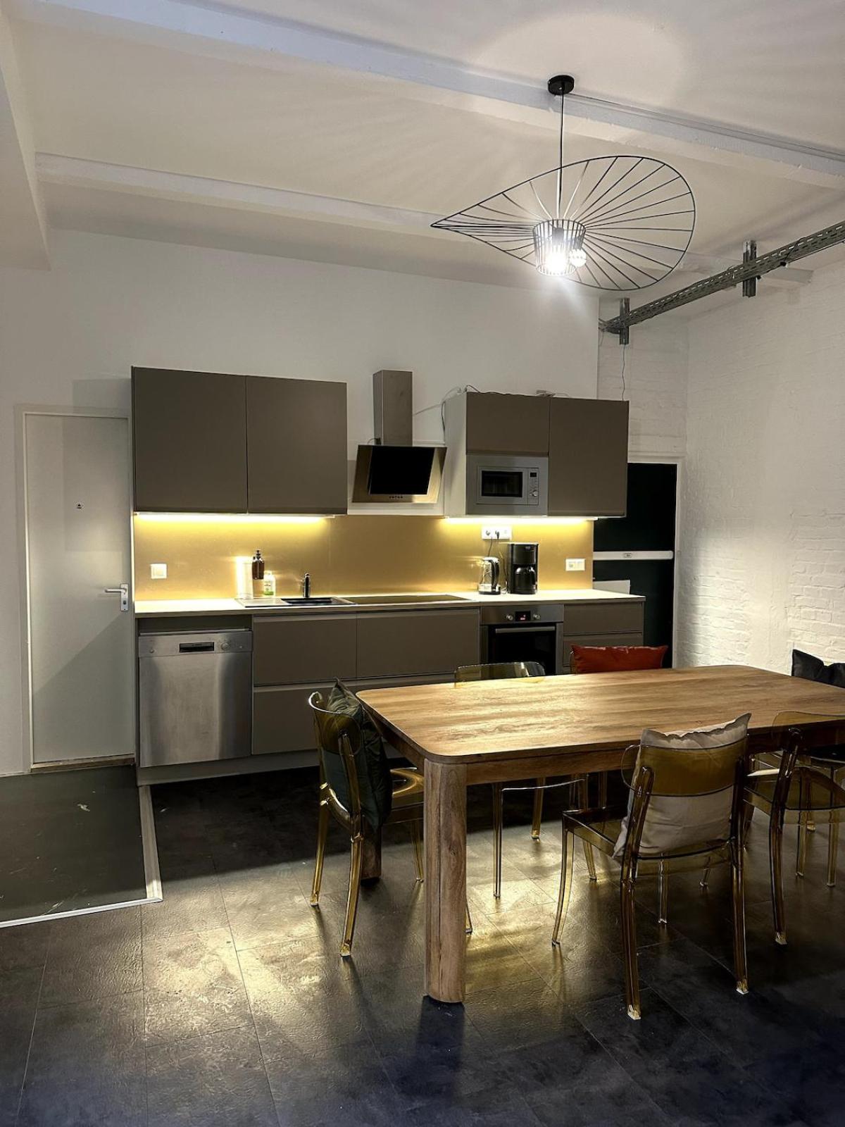 Beautiful Room in shared Apartment in Kreuzberg