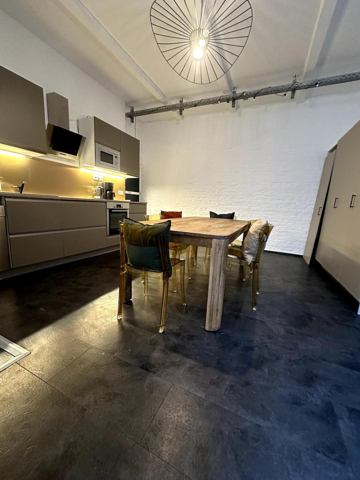 Beautiful Room in shared Apartment in Kreuzberg
