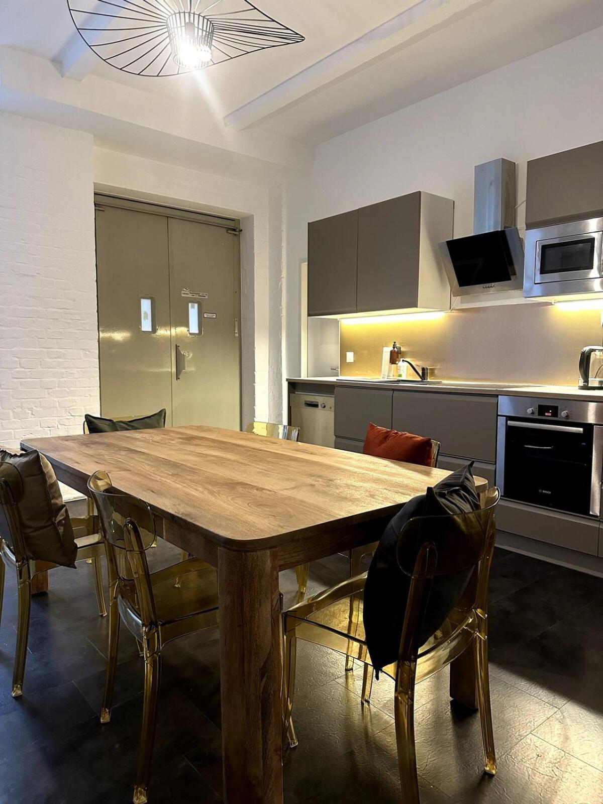 Beautiful Room in shared Apartment in Kreuzberg