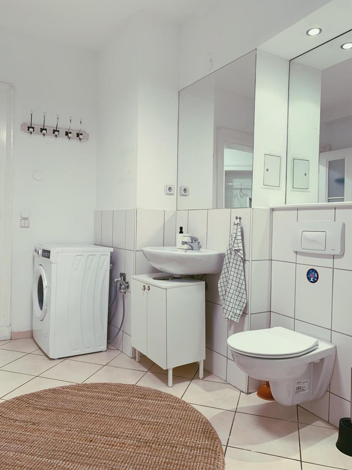 Welcoming Generous Apartment in Berlin-Kreuzberg