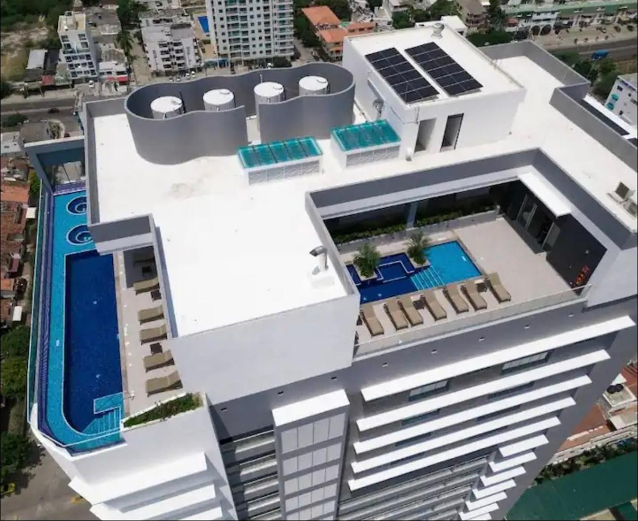 Lujoso apartamento vista al mar