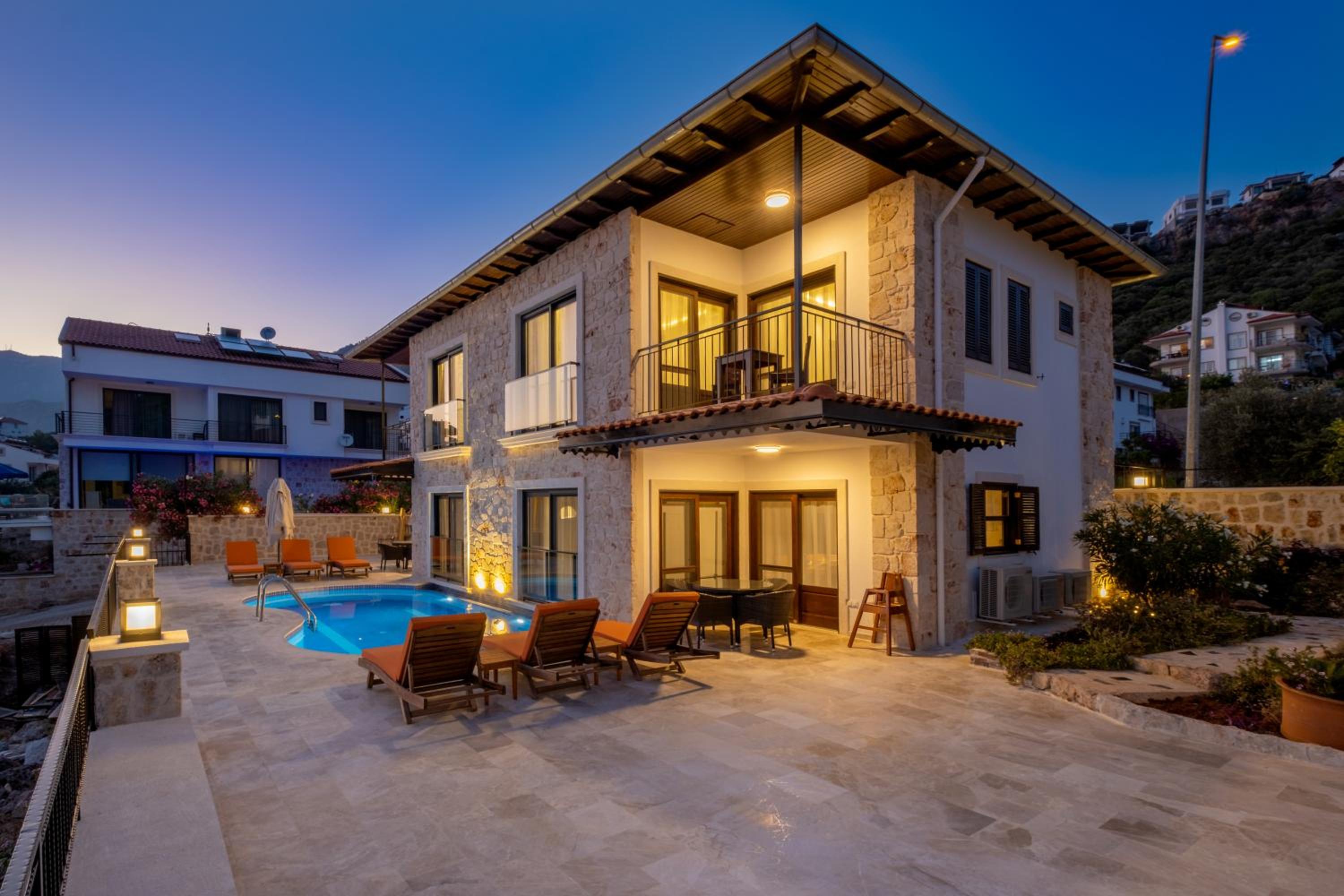 White Garden Villas view 5