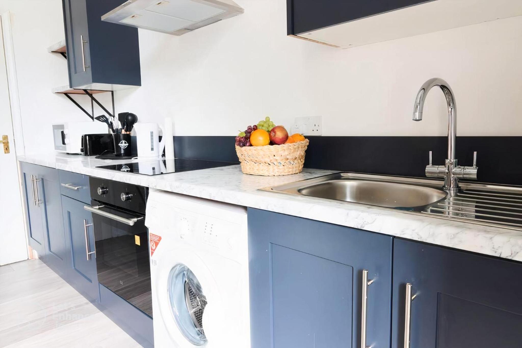 Chic Bayswater Luxury Retreat