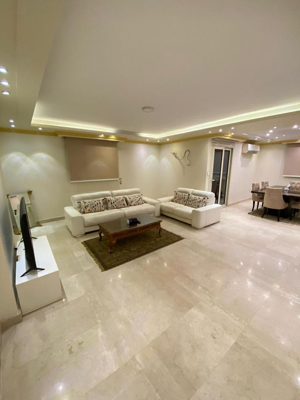 EGA-G-19 Three bedroom apartment with balcony
