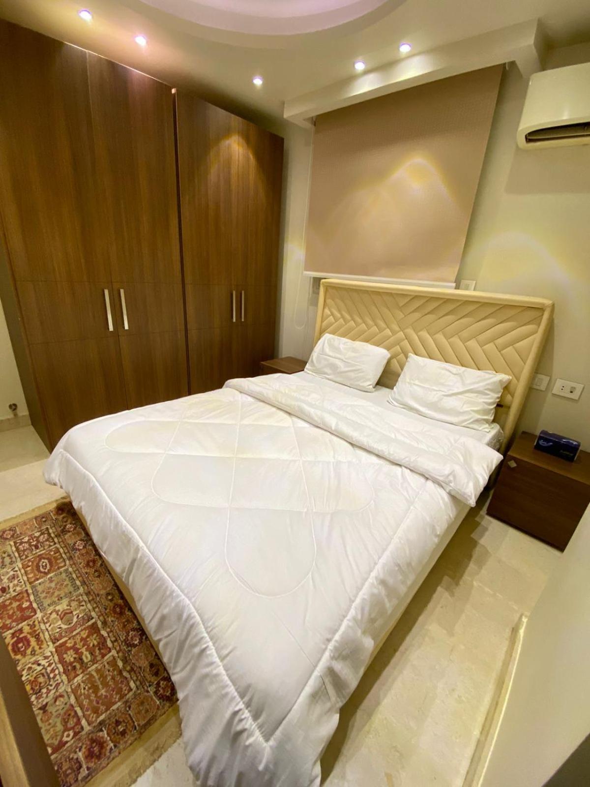 EGA-G-19 Three bedroom apartment with balcony