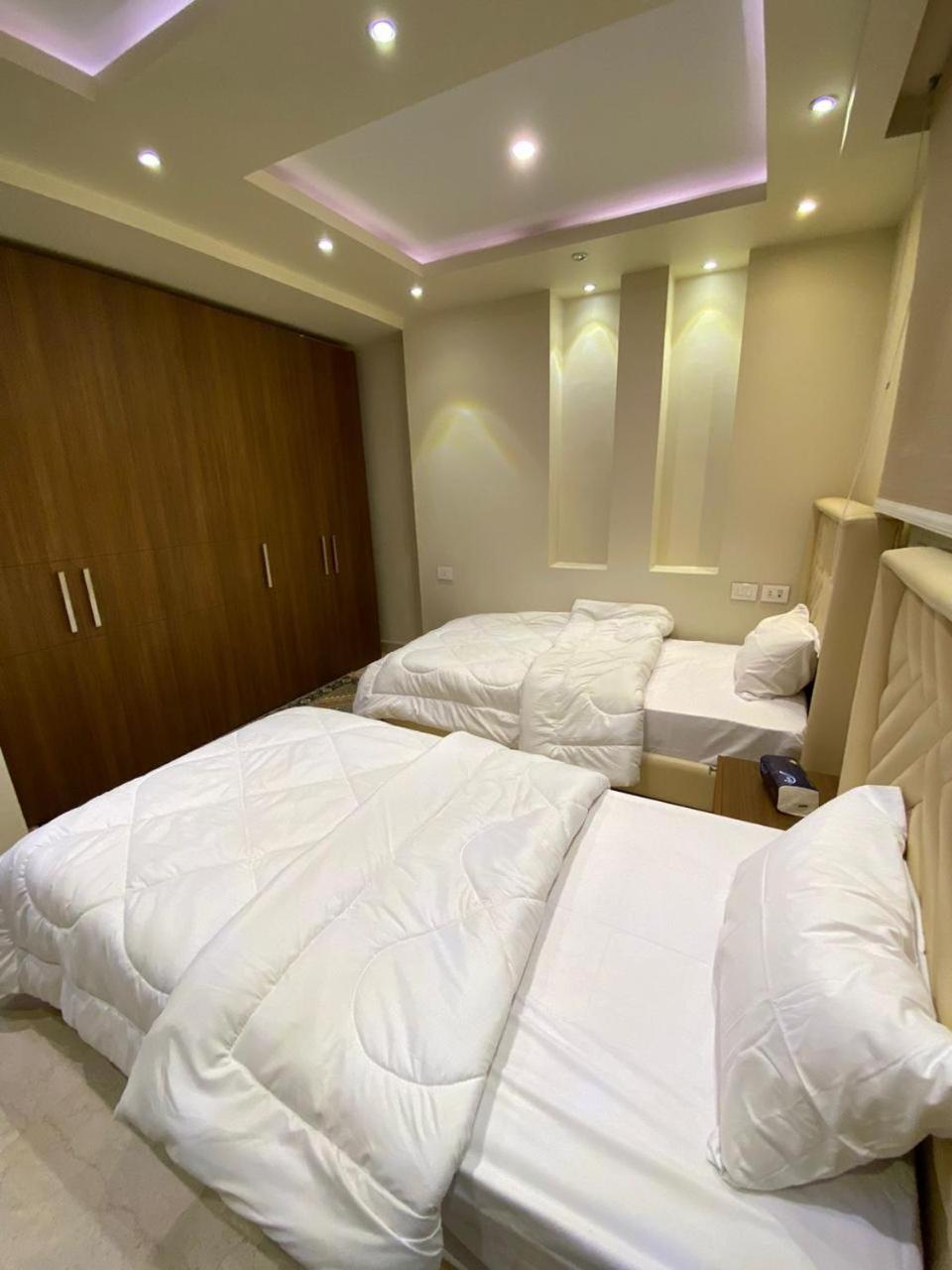 EGA-G-19 Three bedroom apartment with balcony