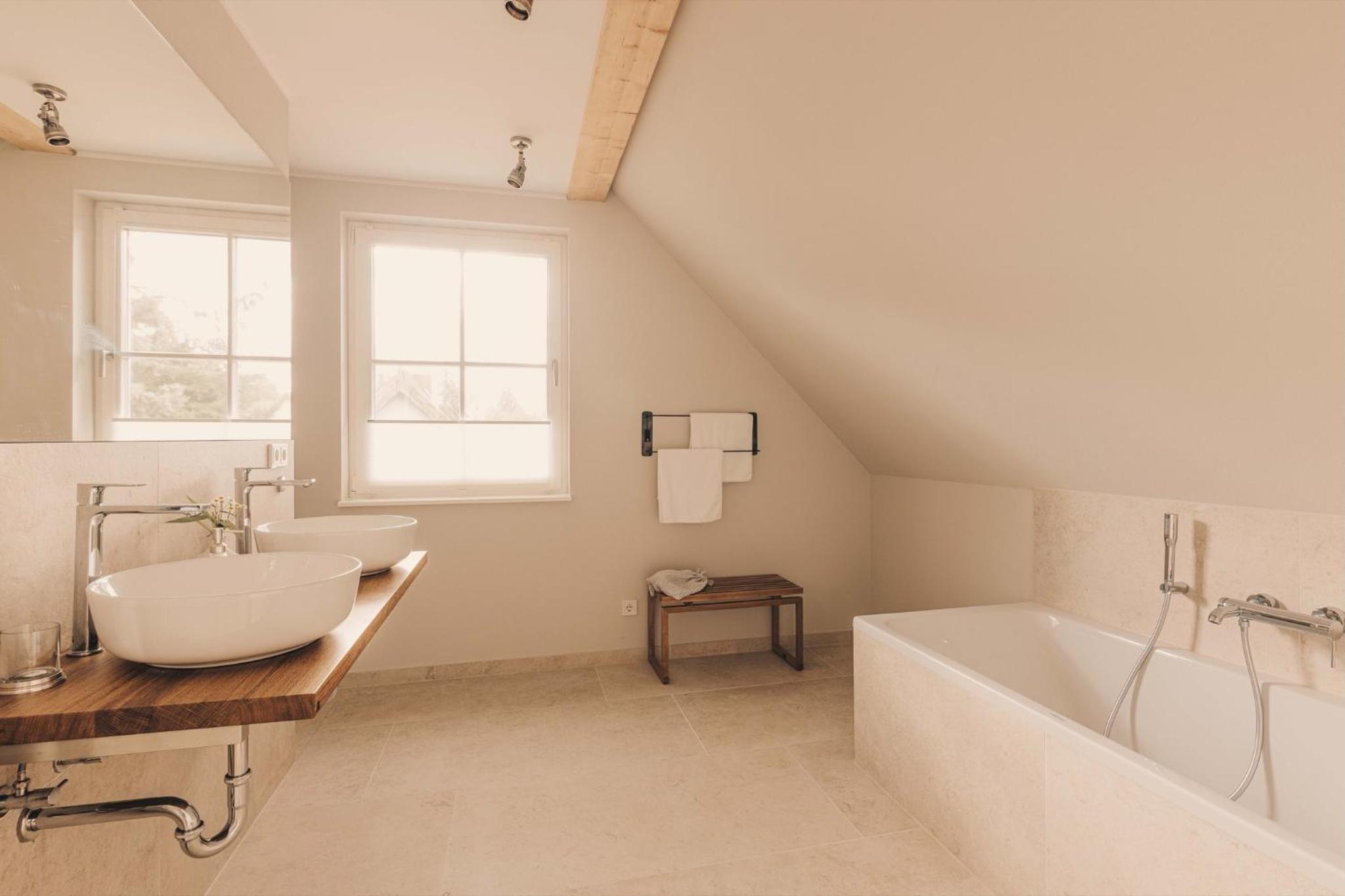Watermark Usedom - Traumhaus direkt am Wasser mit eigener Badestelle - Haus Woge