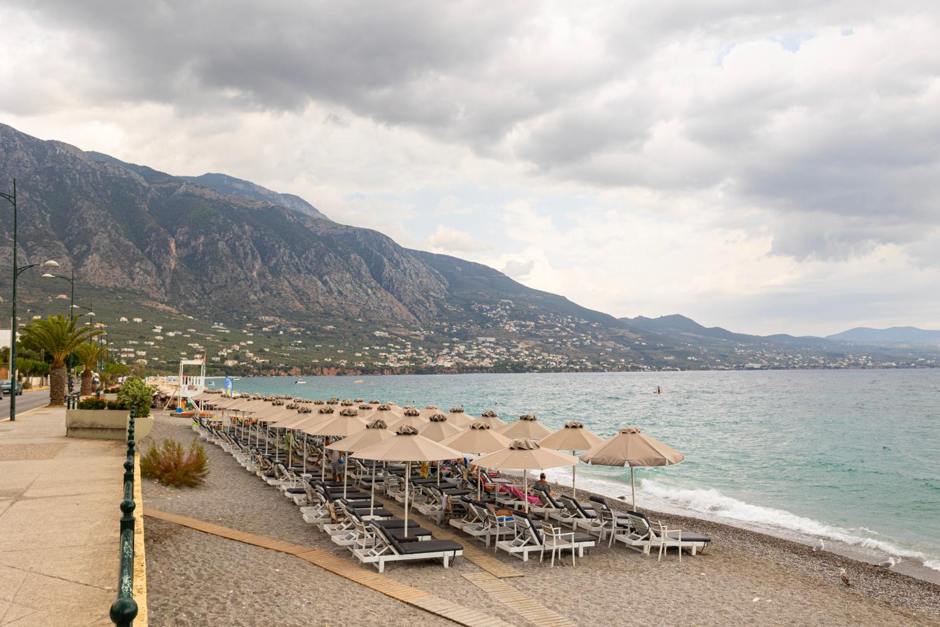 Grand Luxury Apartment Seafront Kalamata