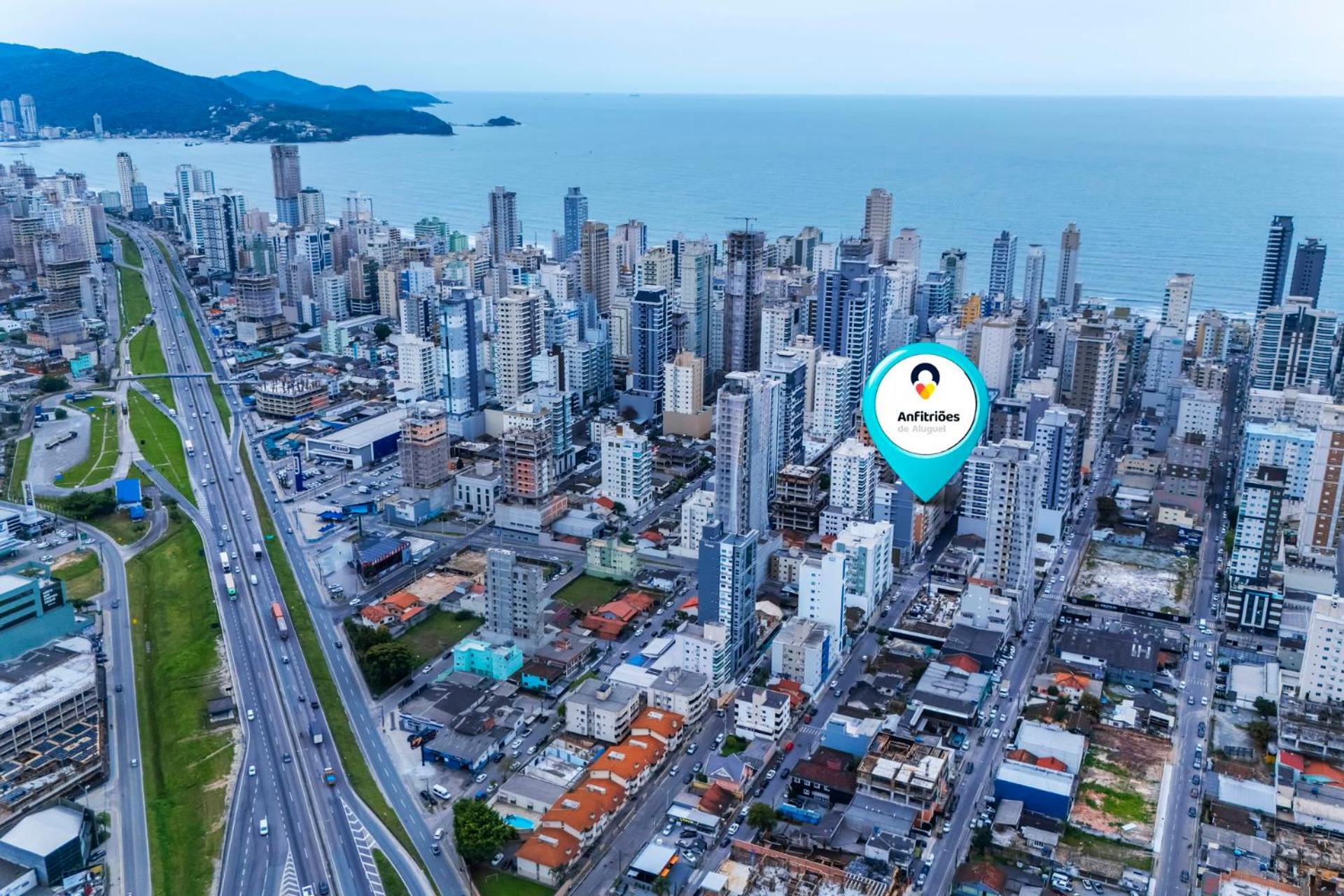 Apto Moderno Próx. à Praia em Itapema CB5328