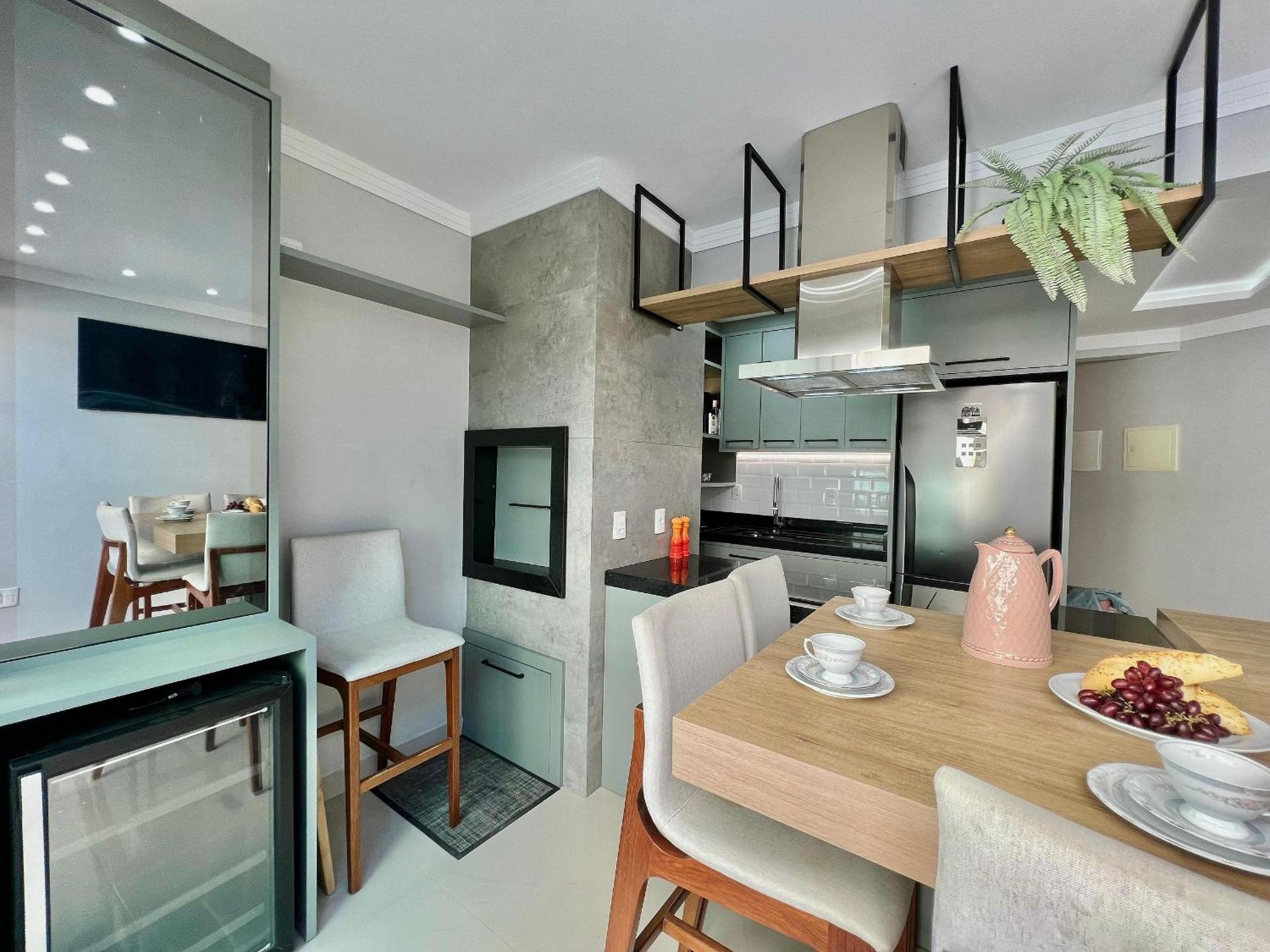 Duplex de Luxo, com Jacuzzi Vista Mar - Praia do Mariscal/Bombinhas