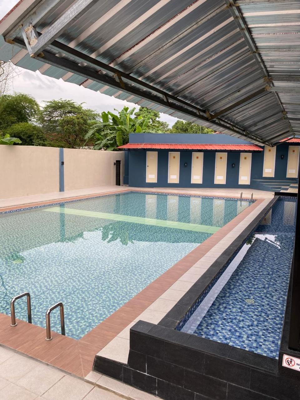 Times Square Motel SYARIAH ONE