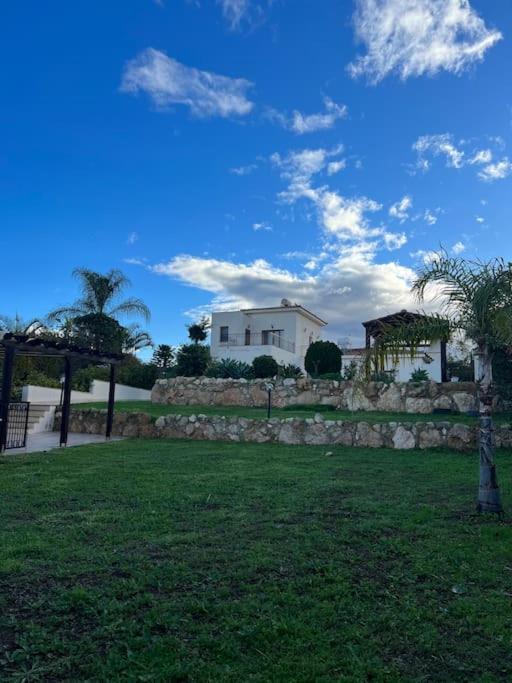 Villa Sunny Karina