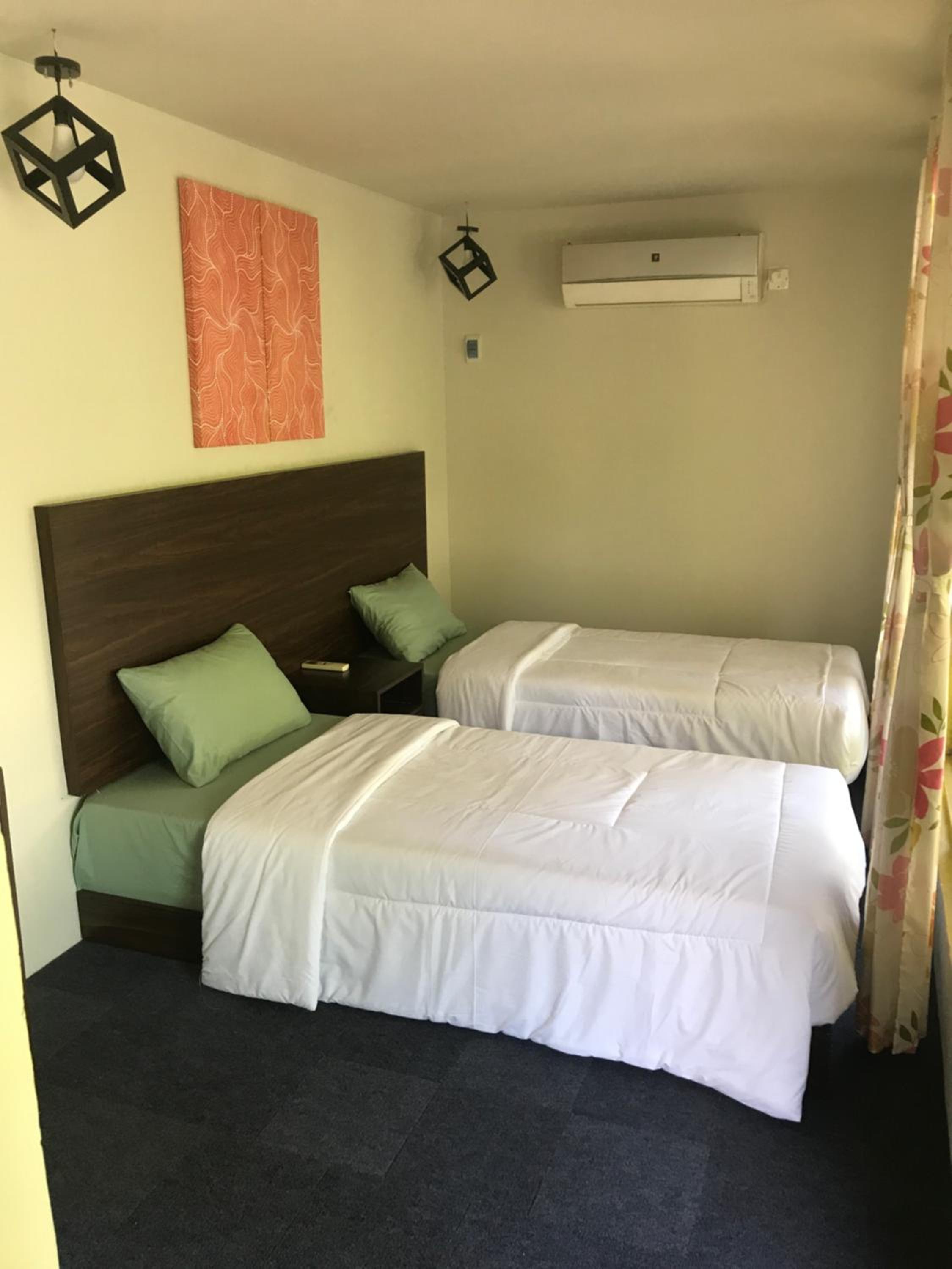 Times Square Motel SYARIAH ONE
