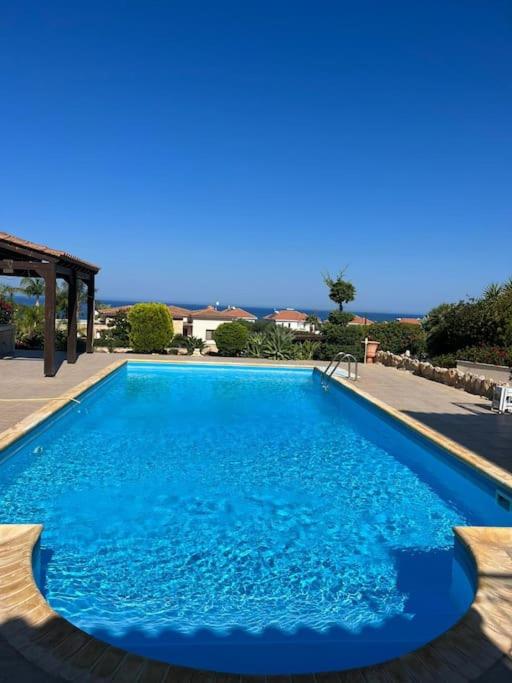 Villa Sunny Karina