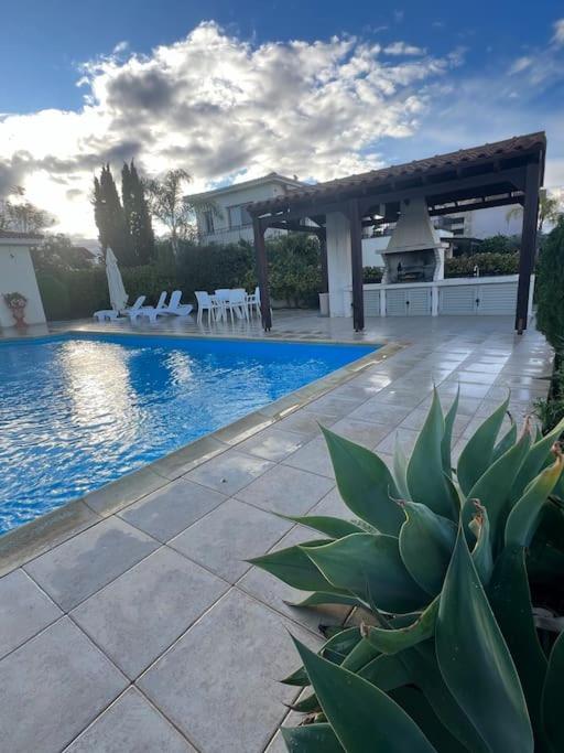 Villa Sunny Karina