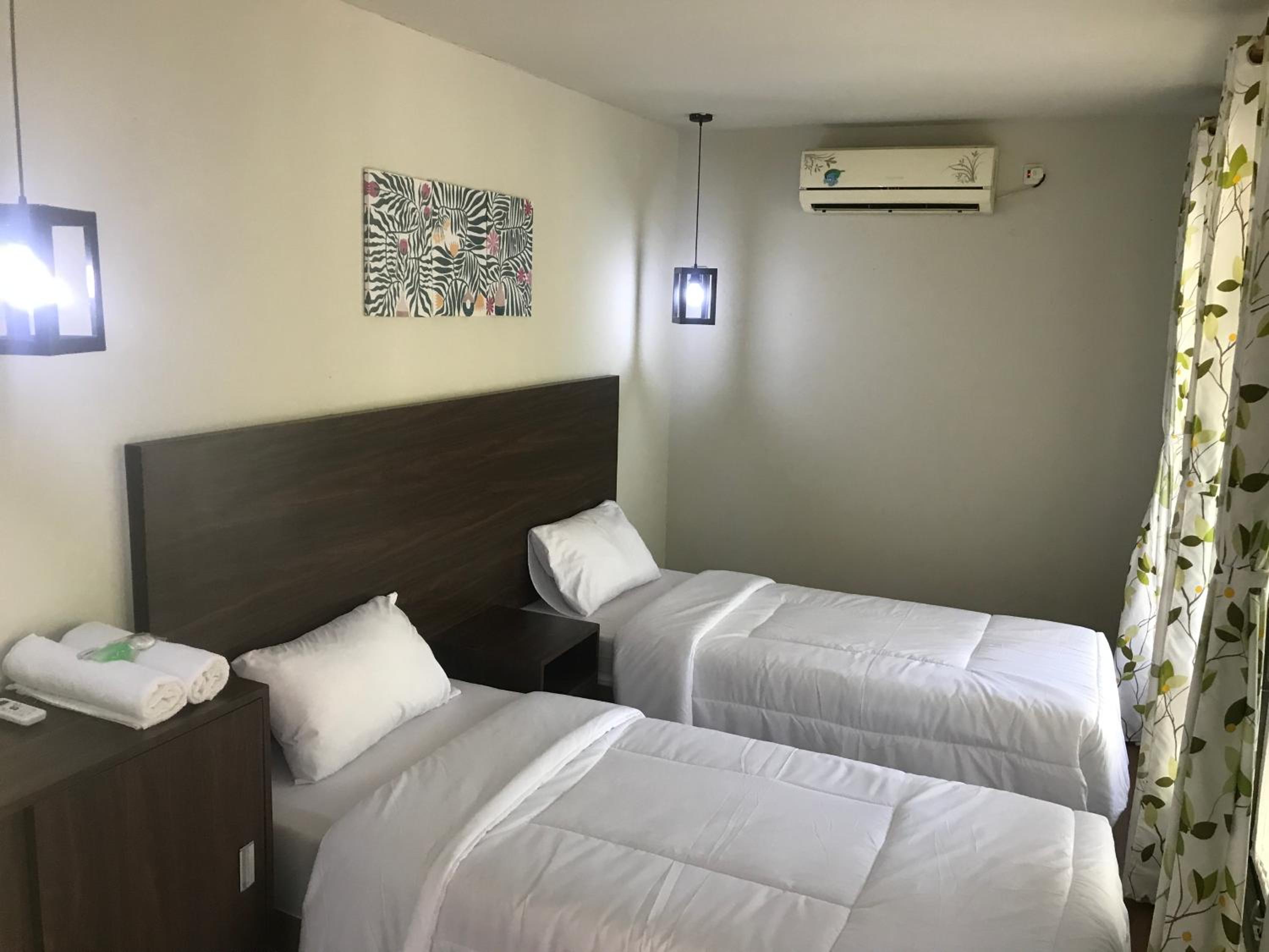 Times Square Motel SYARIAH ONE