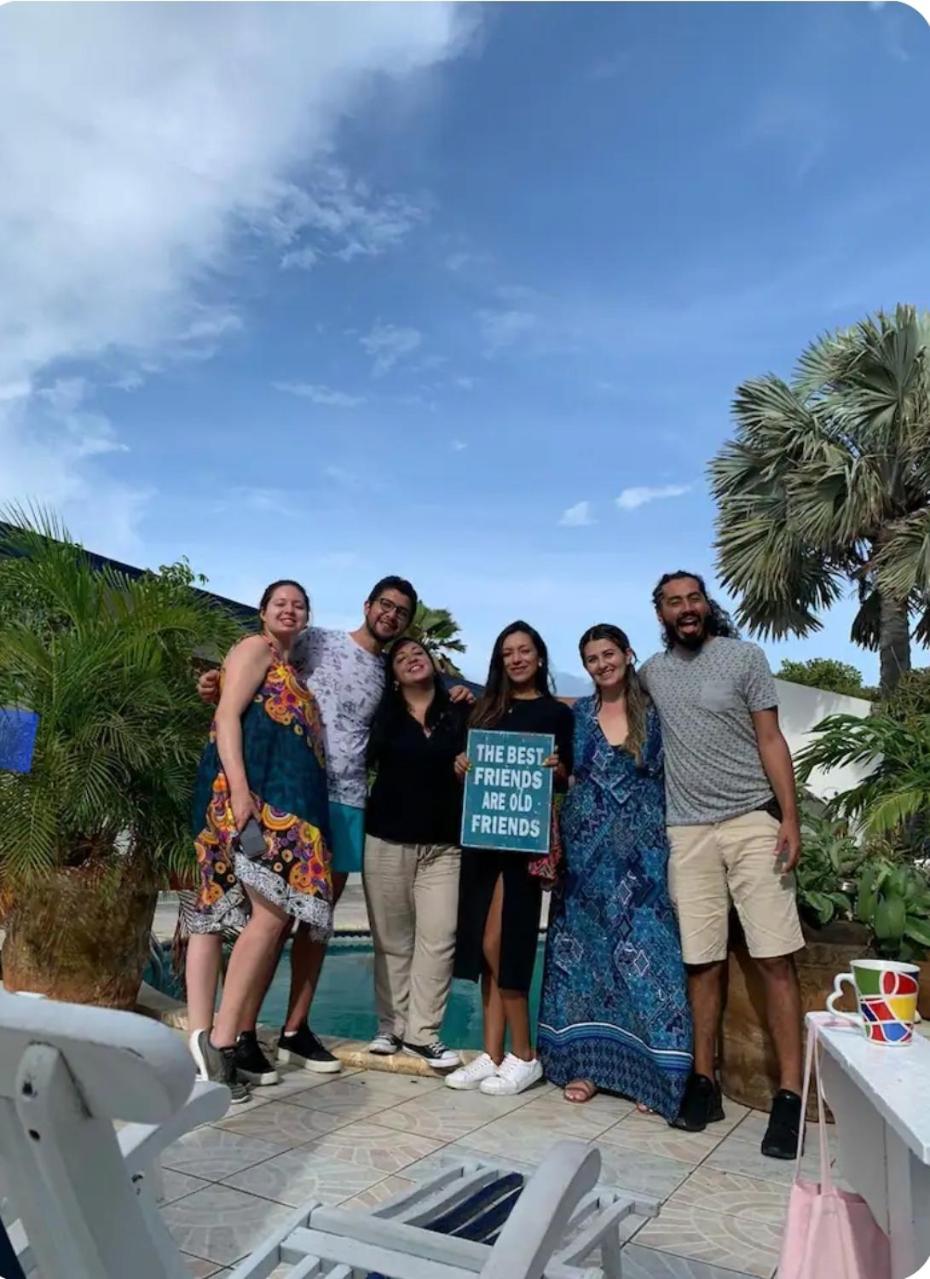 FIRST DAY HOSTEL on ARUBA