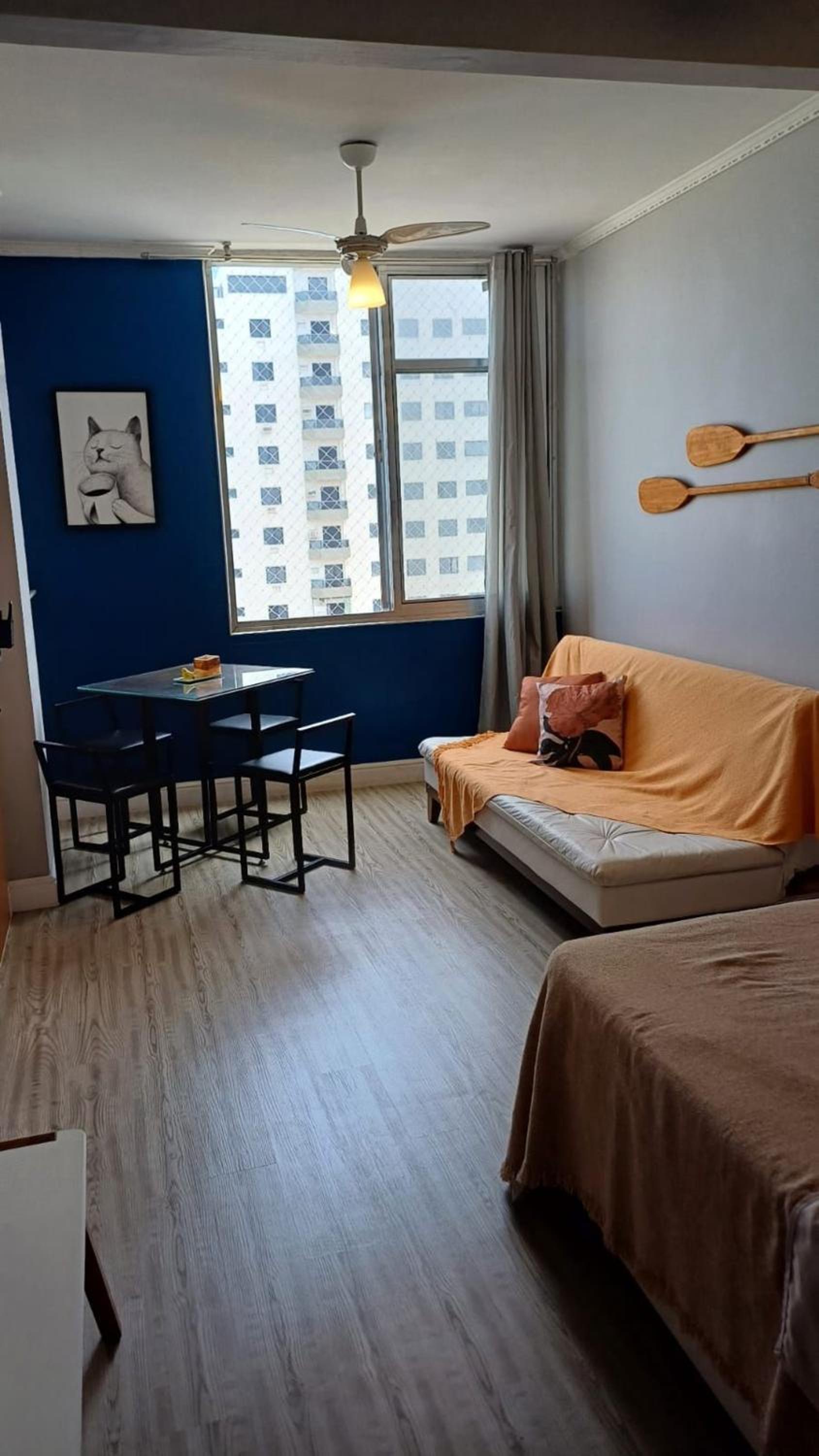 920 Vista Mar - Studio enfrente a Praia - WIFI - Restaurantes, Padaria e Mercadinho ao lado, Quiosques Bar com música ao vivo