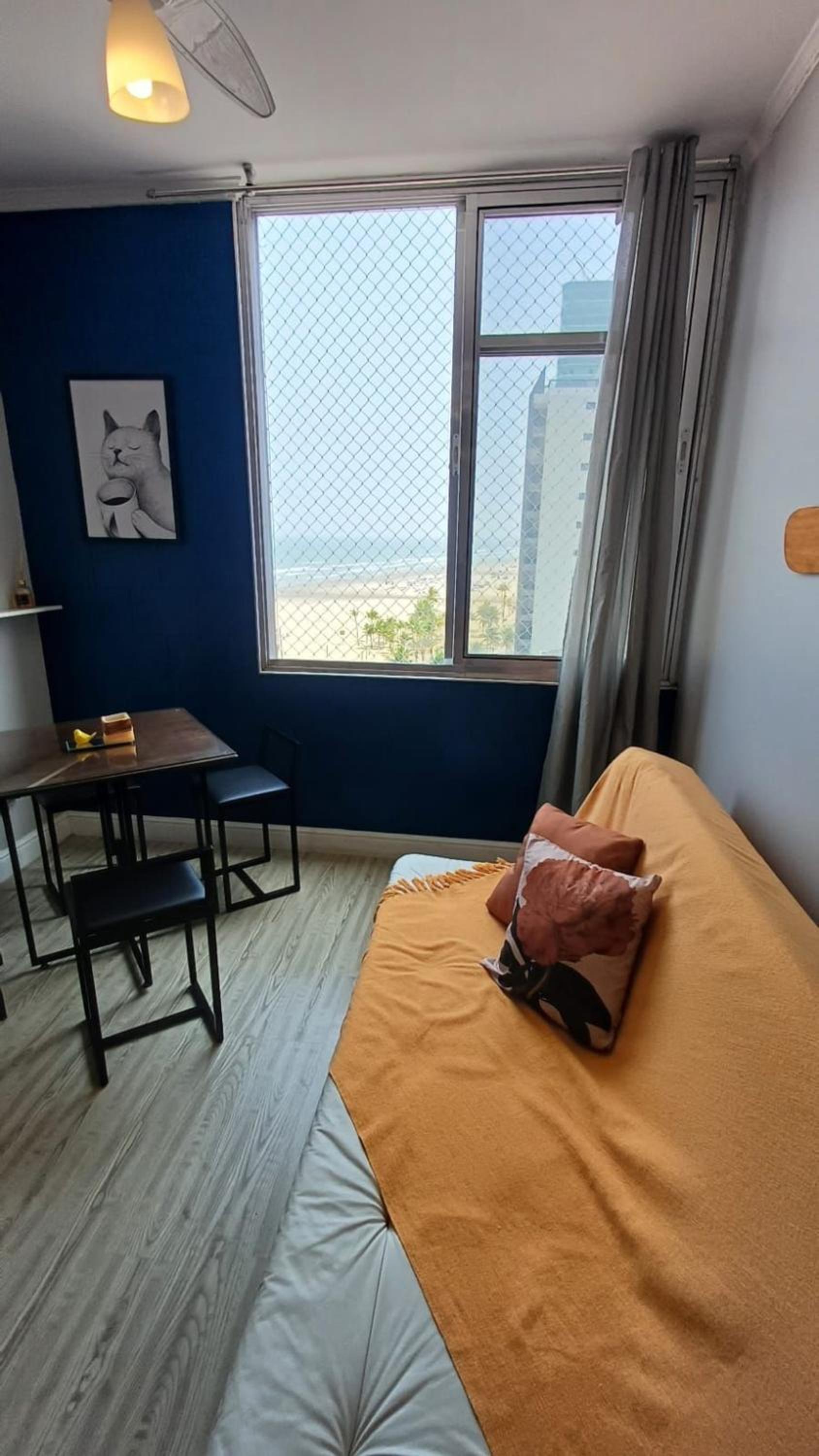 920 Vista Mar - Studio enfrente a Praia - WIFI - Restaurantes, Padaria e Mercadinho ao lado, Quiosques Bar com música ao vivo