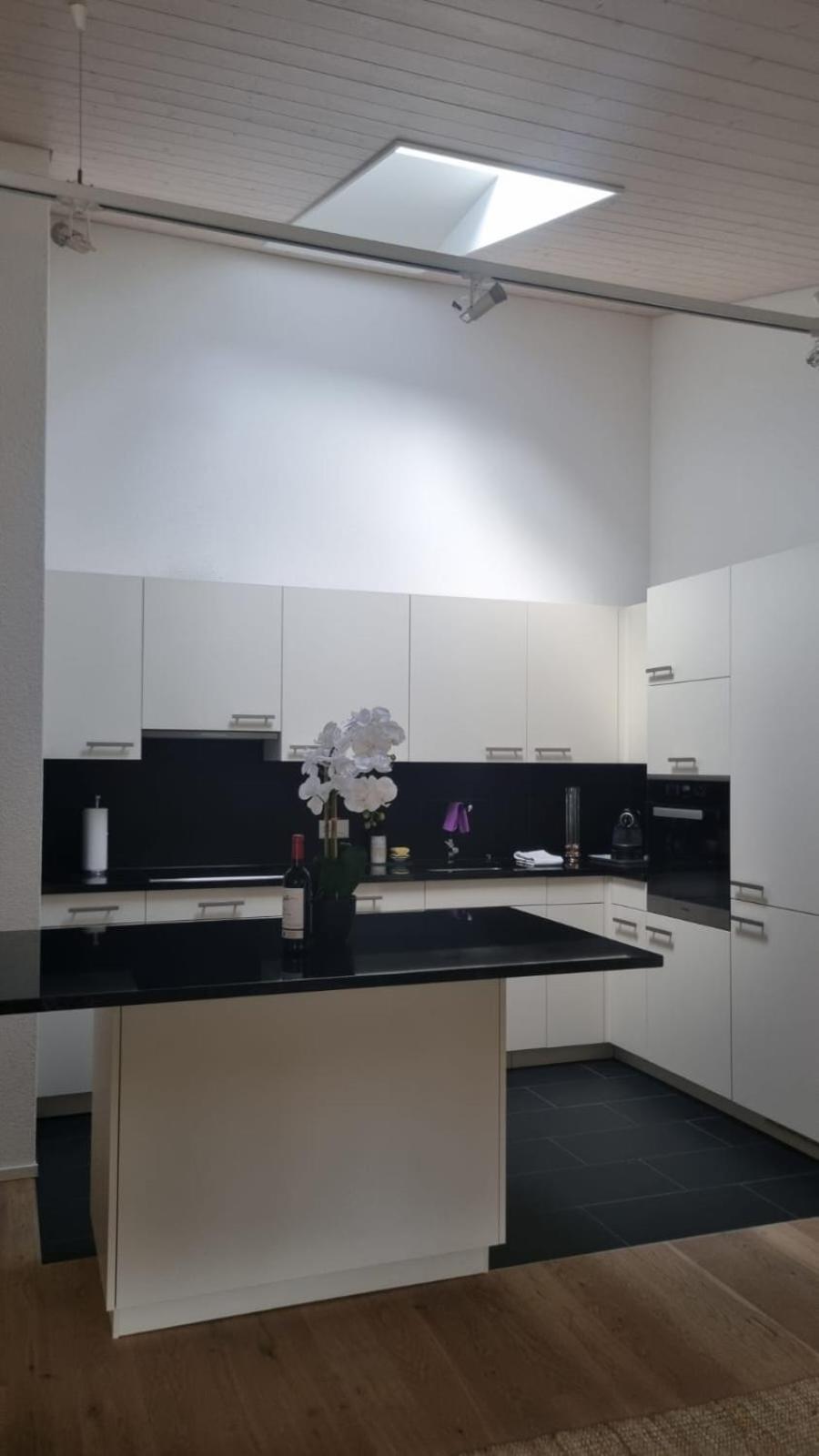 Superbe, modern step-free appartement with private Garage
