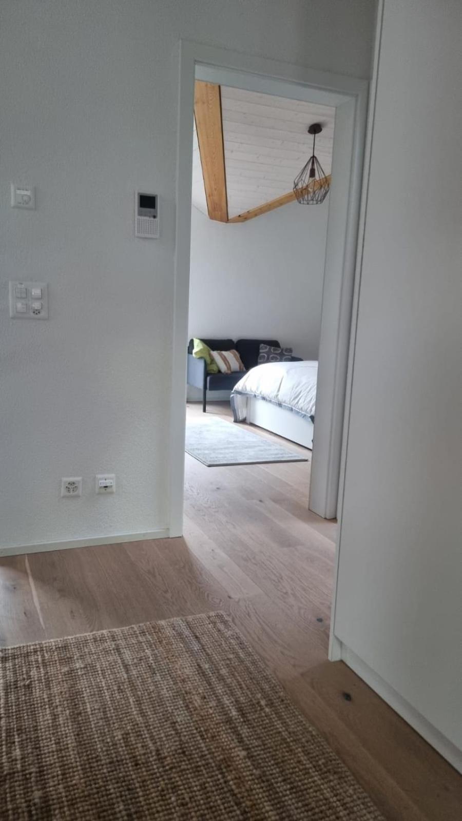 Superbe, modern step-free appartement with private Garage
