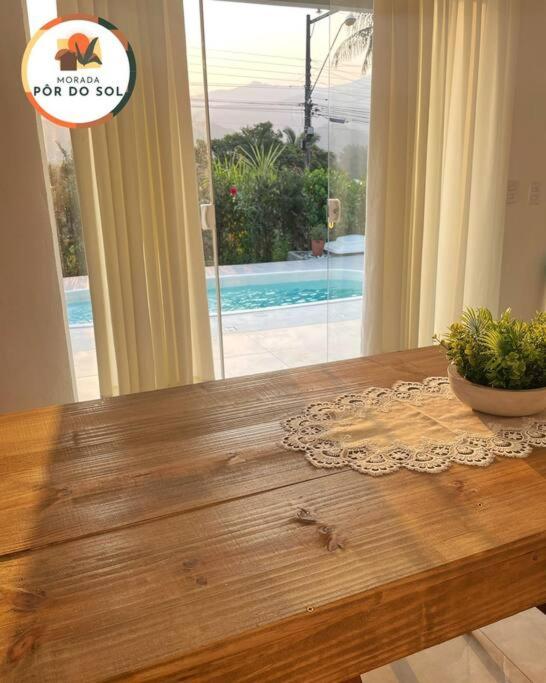 Casa com Piscina, ótimo custo beneficio em Brusque