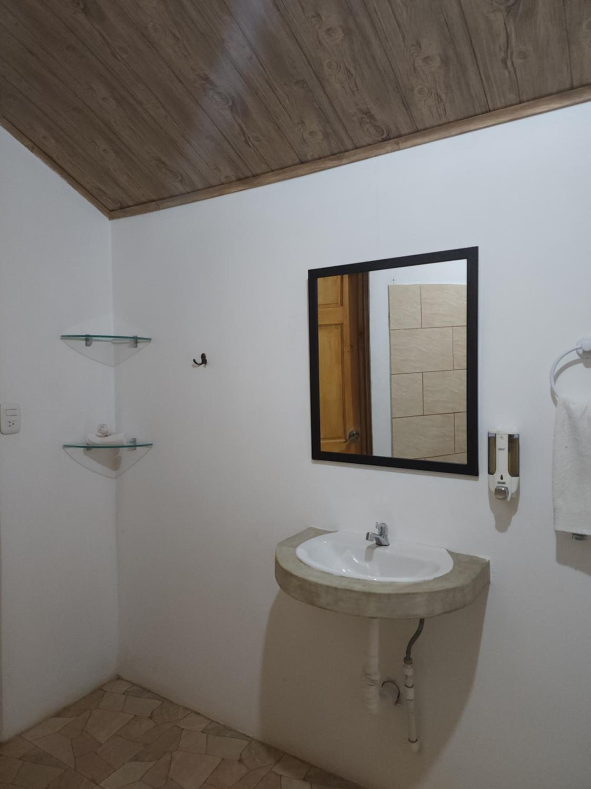 Hospedaje Casa THIREMA Tortuguero