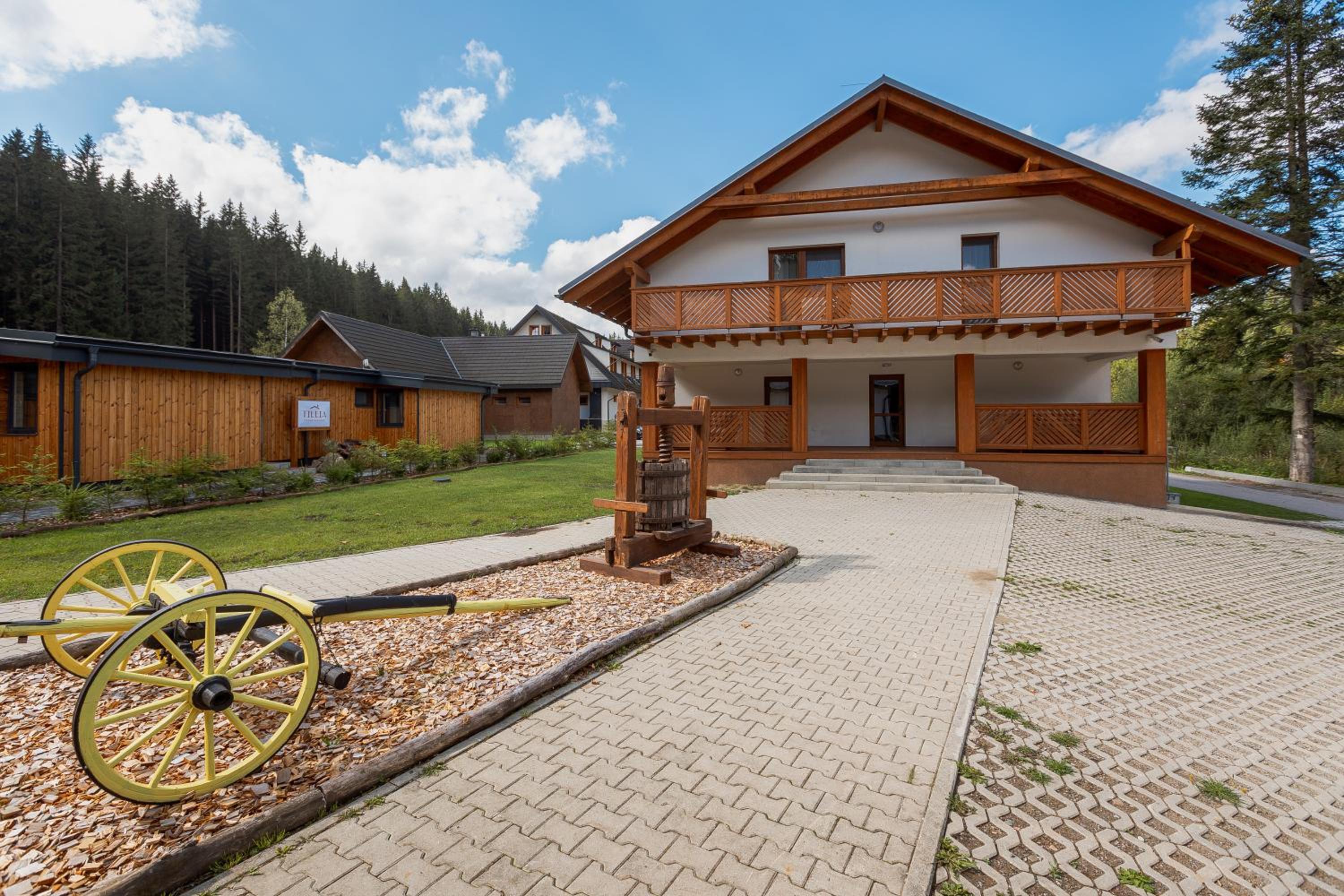 Orava Village