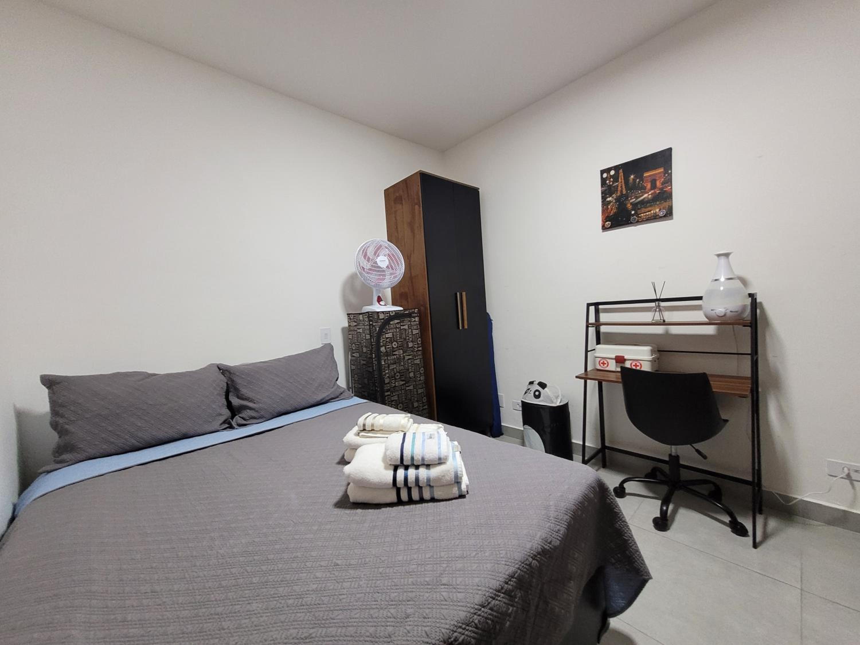 Family apartment, Vila Tupi, Praia Grande, São Paulo