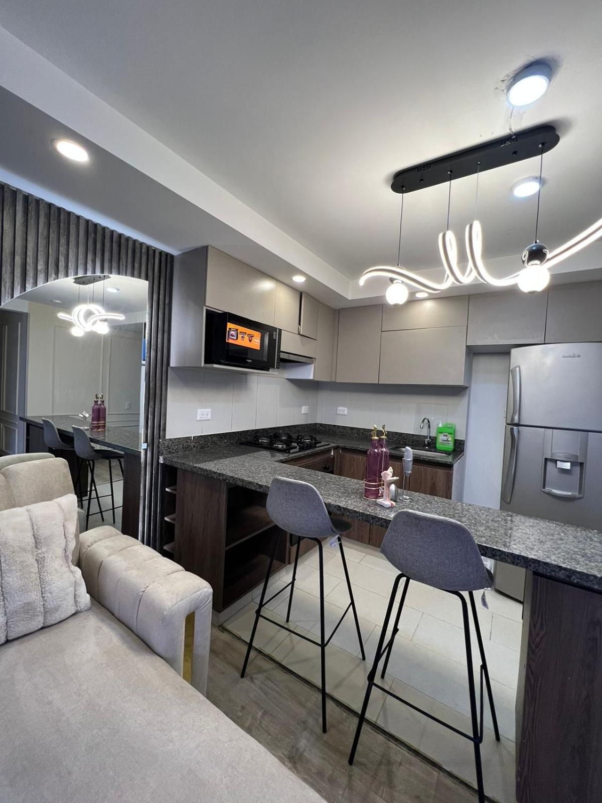 Apartamento De Lujo A 10minutos Del Aeropuerto Y Embajada Usa