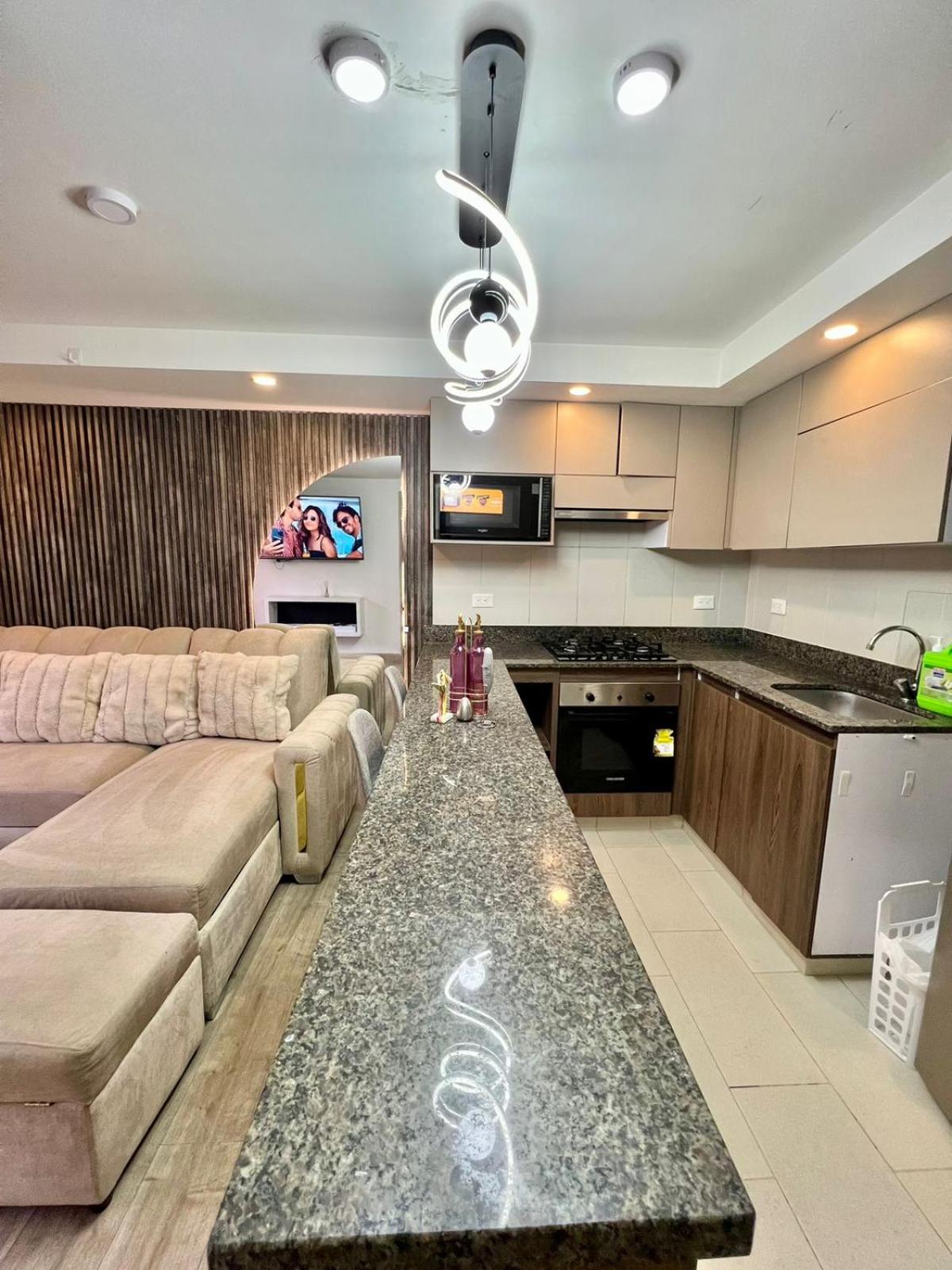 Apartamento De Lujo A 10minutos Del Aeropuerto Y Embajada Usa