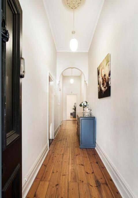 Charming! 3 Bed Garden by Beach