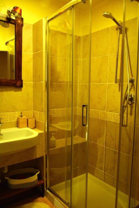 Photo 42