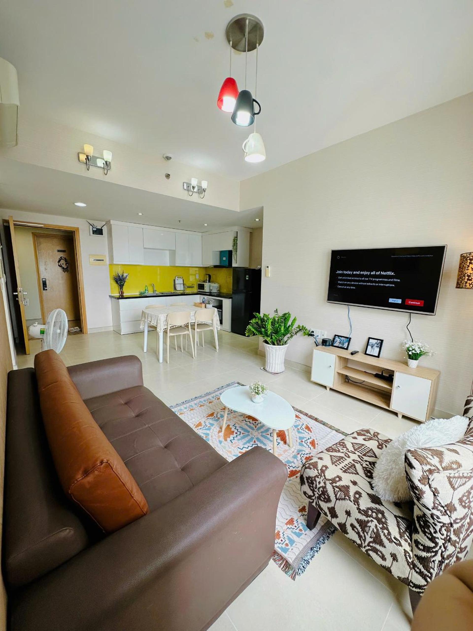 SamHomes - Luxury apartment at Masteri Thao Dien - Free Gym, Pool