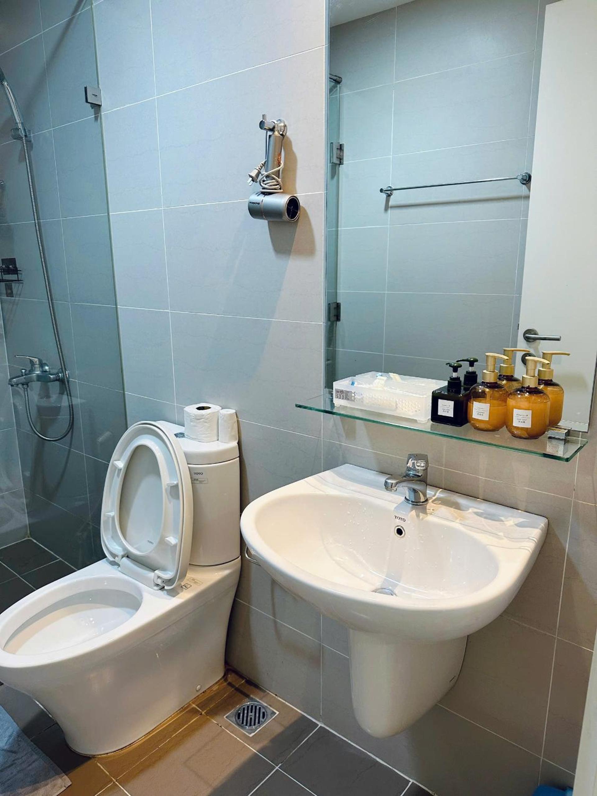 SamHomes - Luxury apartment at Masteri Thao Dien - Free Gym, Pool