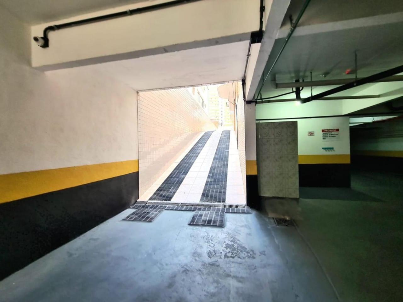 Family apartment, Vila Tupi, Praia Grande, São Paulo
