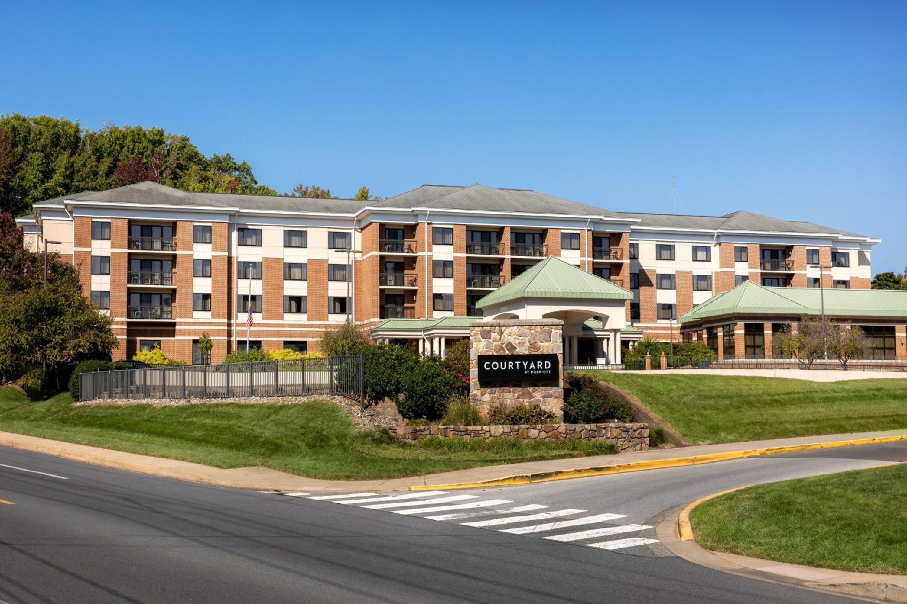 Hotel Courtyard by Marriott Newark-University of Delaware - Image 1