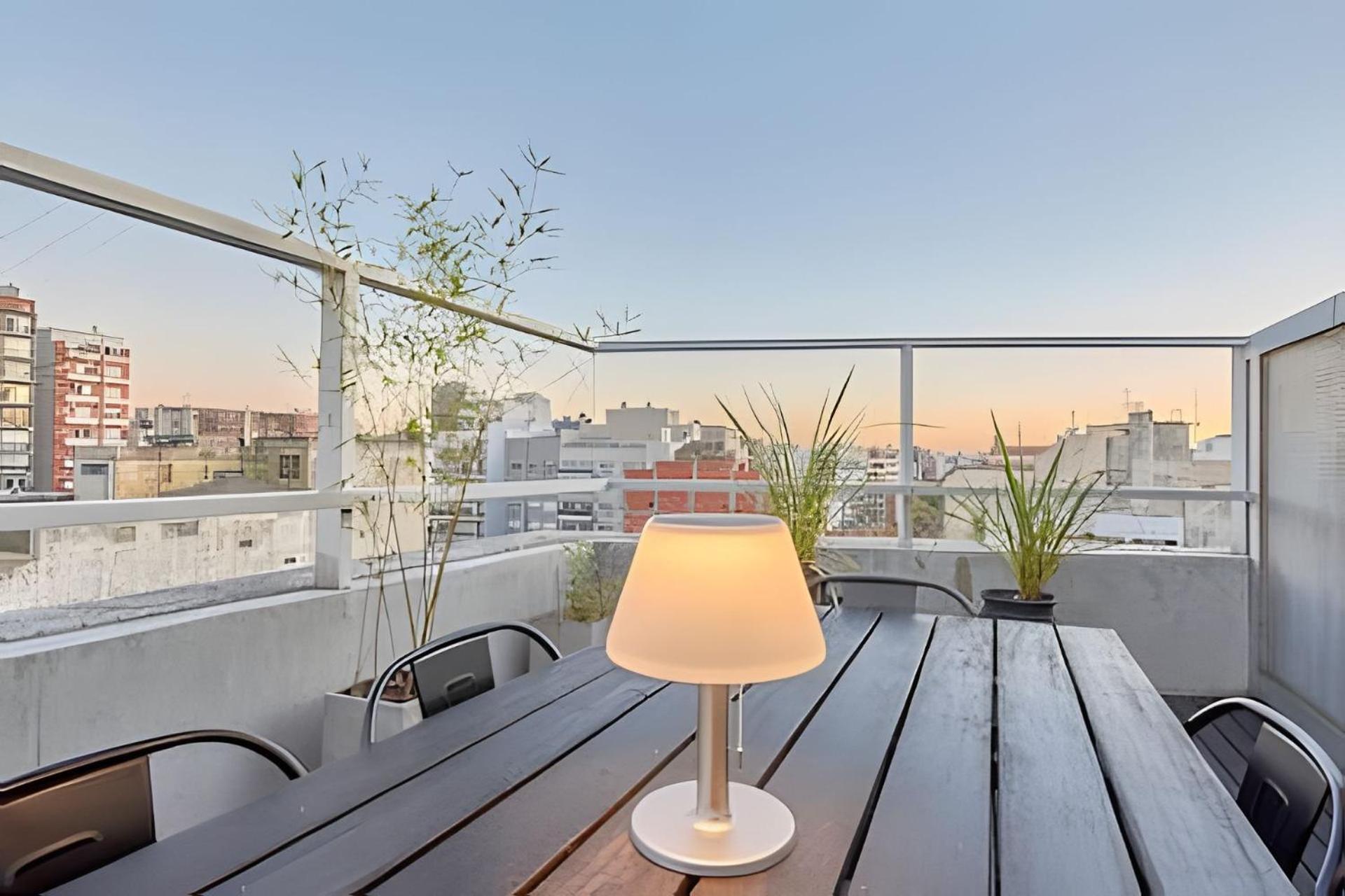 Moderno Penthouse con Terraza y Parrilla Privada