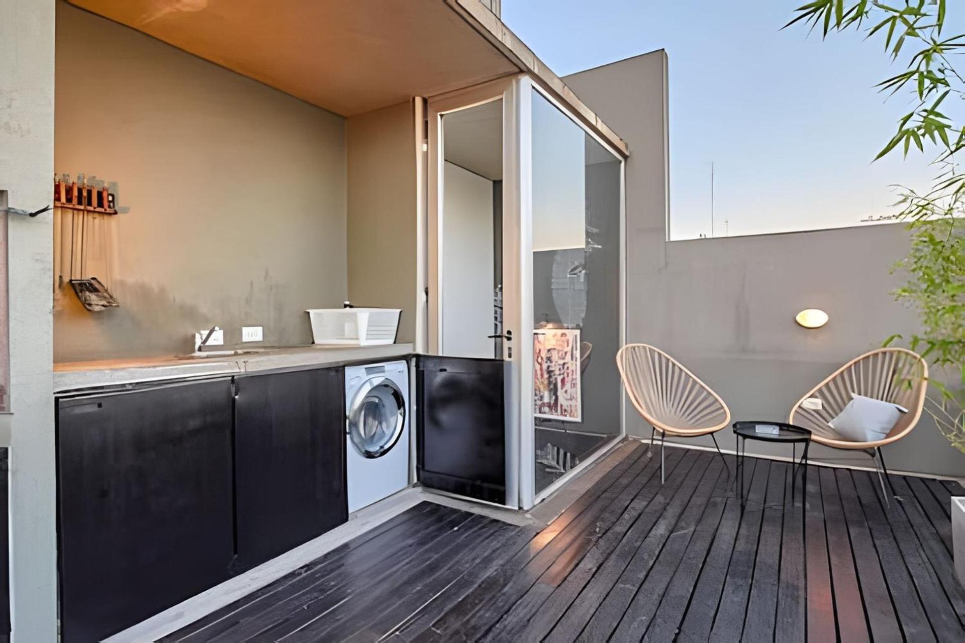 Moderno Penthouse con Terraza y Parrilla Privada