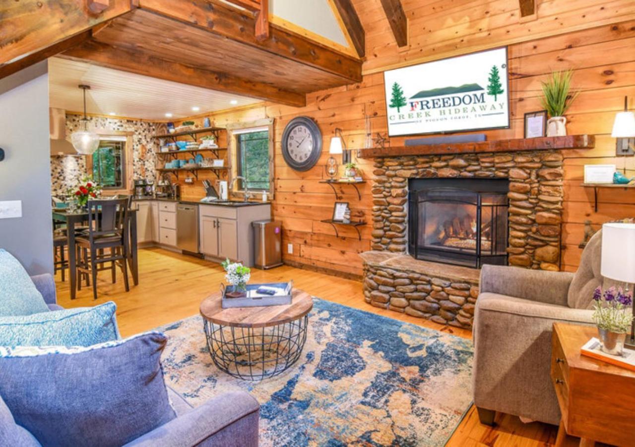 Freedom Creek Hideaway-Veteran Host-Pet Friendly-Single nights-Newly Renovated!! view 2