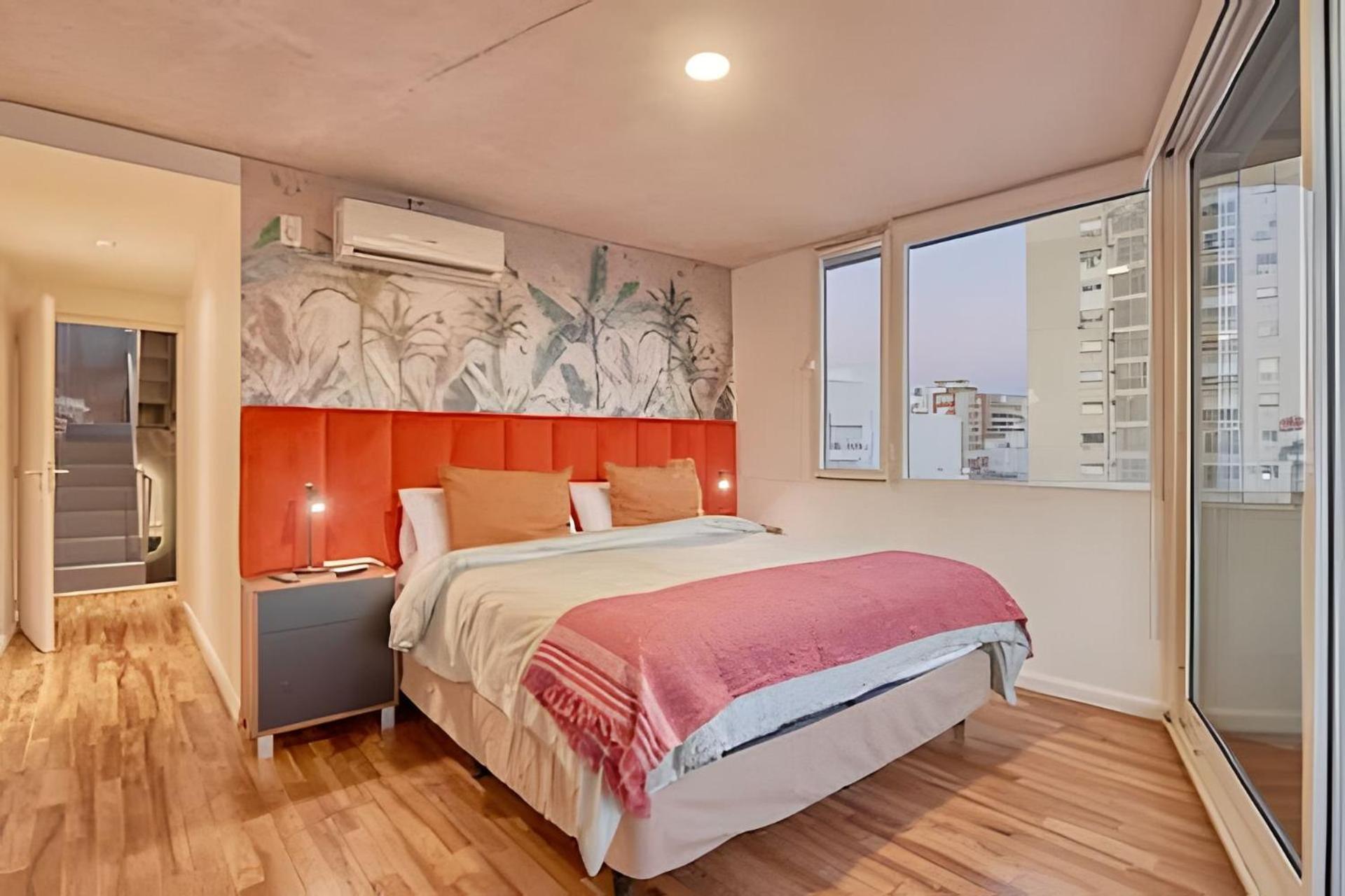 Moderno Penthouse con Terraza y Parrilla Privada