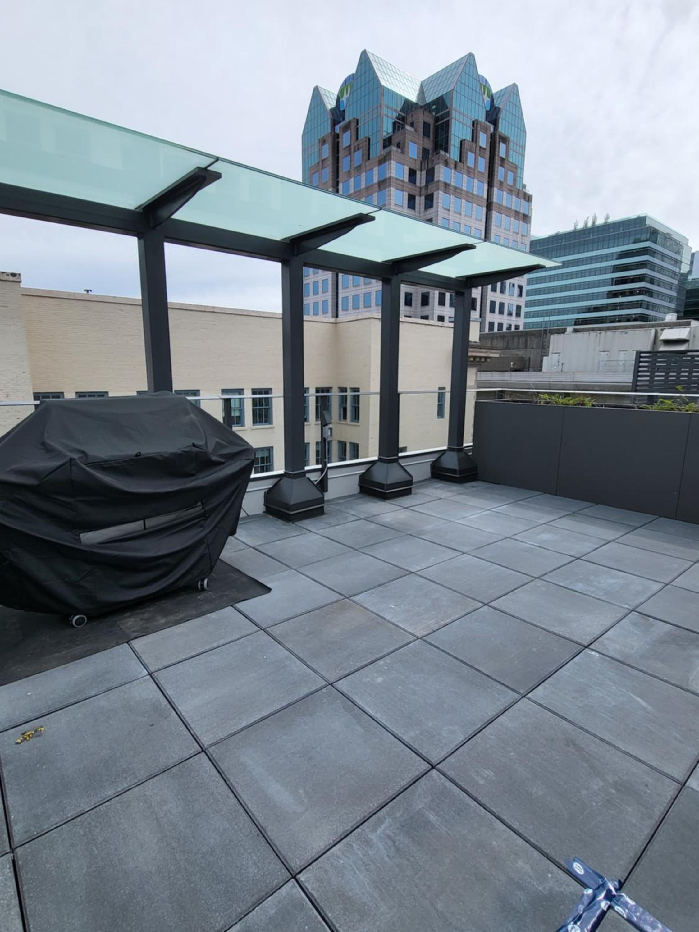 Downtown Center Silverstone Tower I and II Home in Vancouver